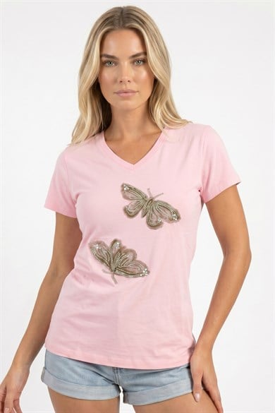 Butterfly Taş ve İnci İşlemeli V Yaka Pamuklu Kadın TişörtButterfly Pearl Taş ve İnci İşlemeli V Yaka %100 Pamuk Kadın TişörtTişörtİSTANGÜL BUTİK