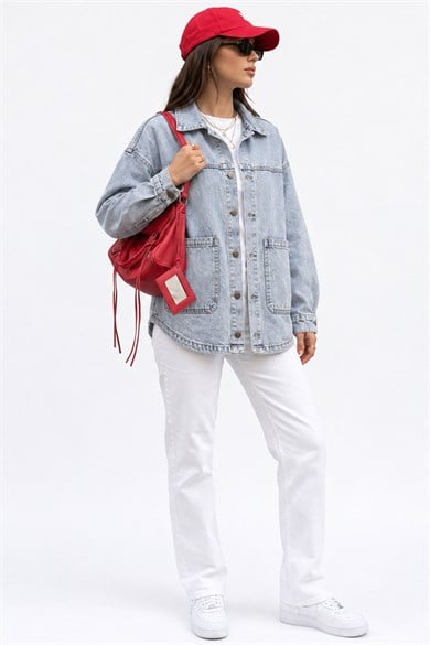 Kadın Açık Mavi Oversize Kot Ceket – Çift Torba Cepli Düğmeli Denim Ceket