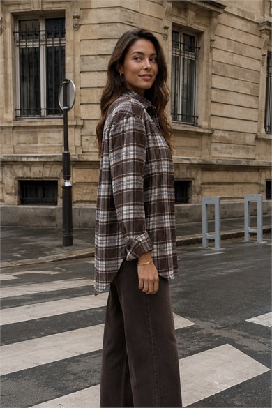 Oversize Ekose Kadın Oduncu Gömlek – Kahverengi Kareli Cepli Gömlek