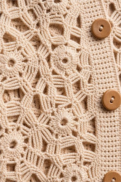 Uzun Kollu Kroşe Ajur Motifli Triko Hırka – Rahat Kesim Şık Kadın Hırka - Bej