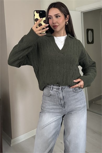 Kadın Polo Yaka Saç Örgü Desenli Oversize Yumoş Triko Kazak - Haki