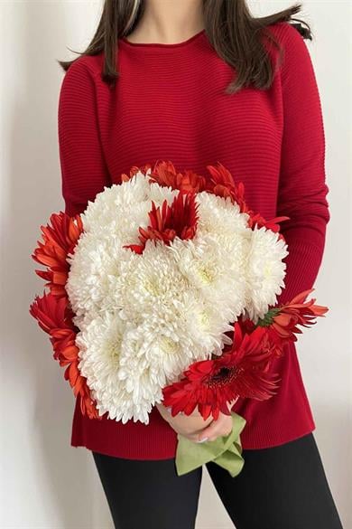 Sosis Yaka Ön Kısa Arka Uzun Triko