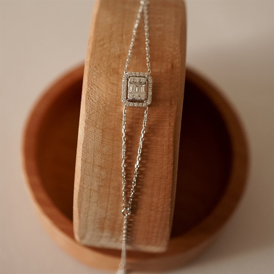 0.28 Ct Pırlanta Baget Bileklik