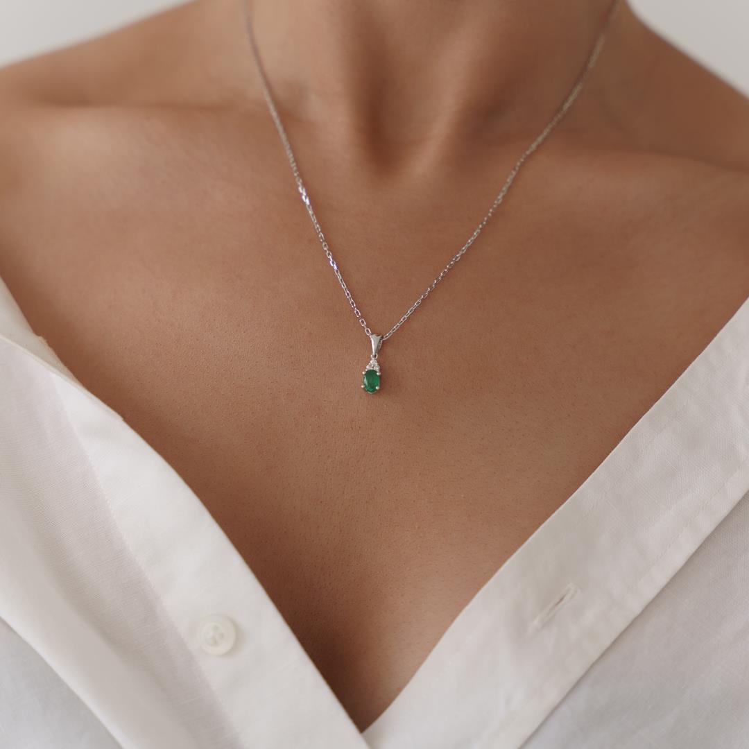 0.43 Ct Zümrüt Taşlı Pırlanta Kolye