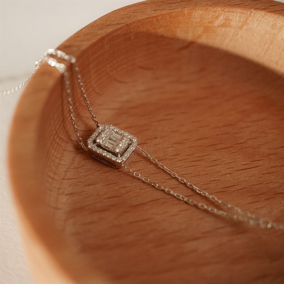 0.26 Ct Pırlanta Baget Bileklik