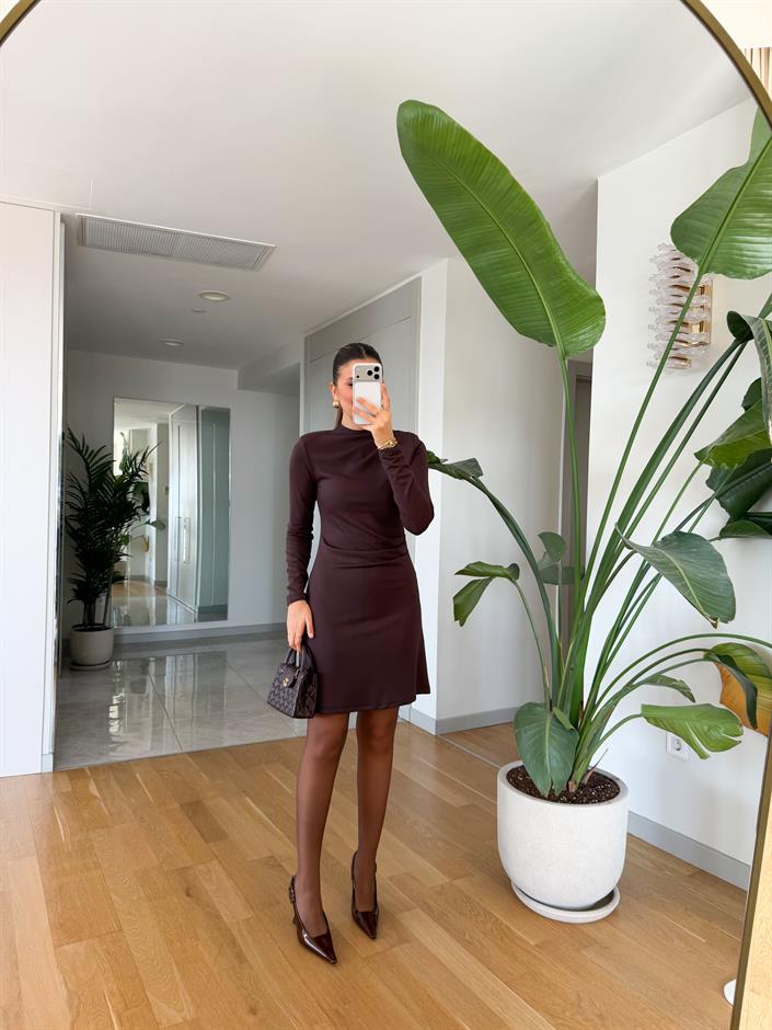  Hillary Dik Yaka Vatkalı Elbise - Kahve