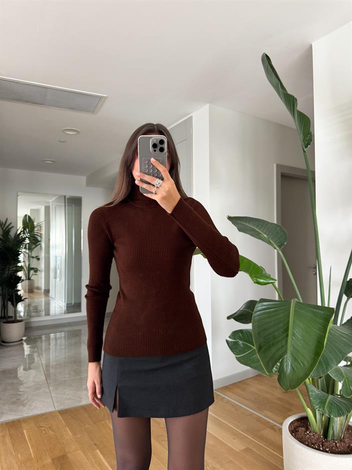 Alisa Fitilli Balıkçı Yaka Triko-Kahve