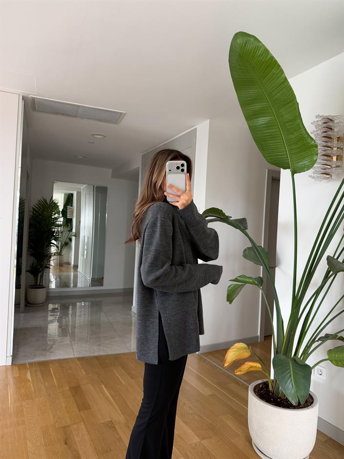 Aria Boğazlı Kazak - Antrasit