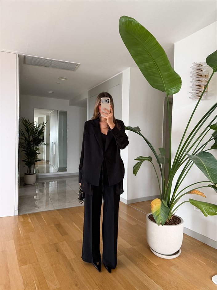 Arkası Ve Kolları Şifon Detaylı Bağlamalı Blazer takım 