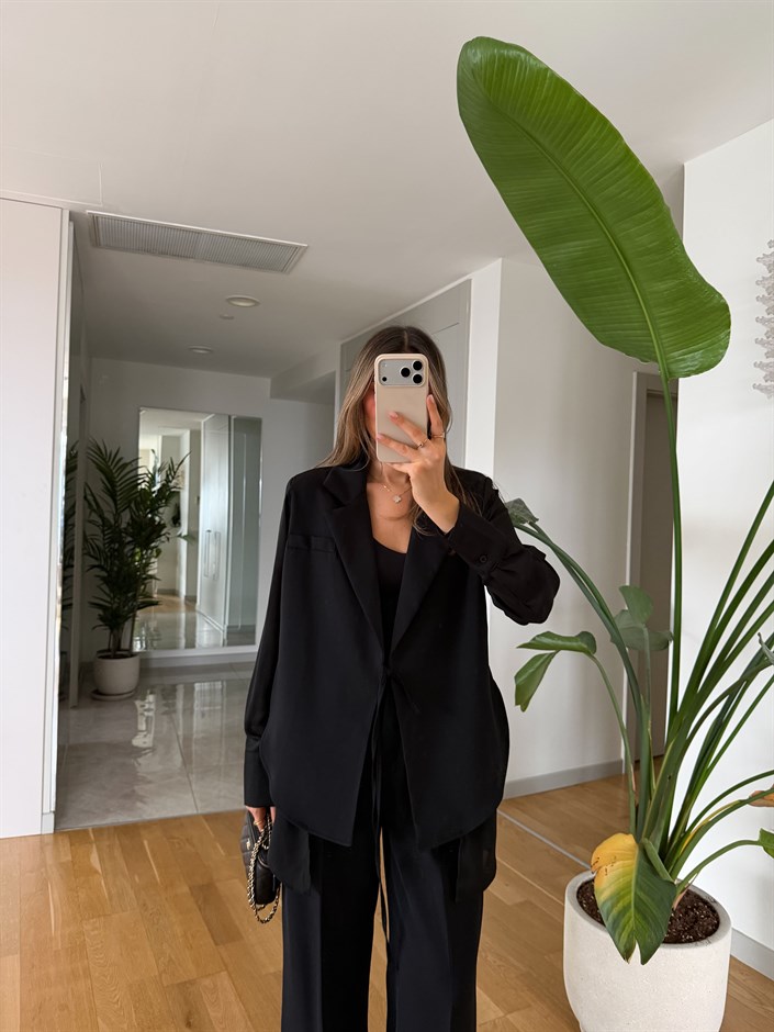 Arkası Ve Kolları Şifon Detaylı Bağlamalı Blazer takım 