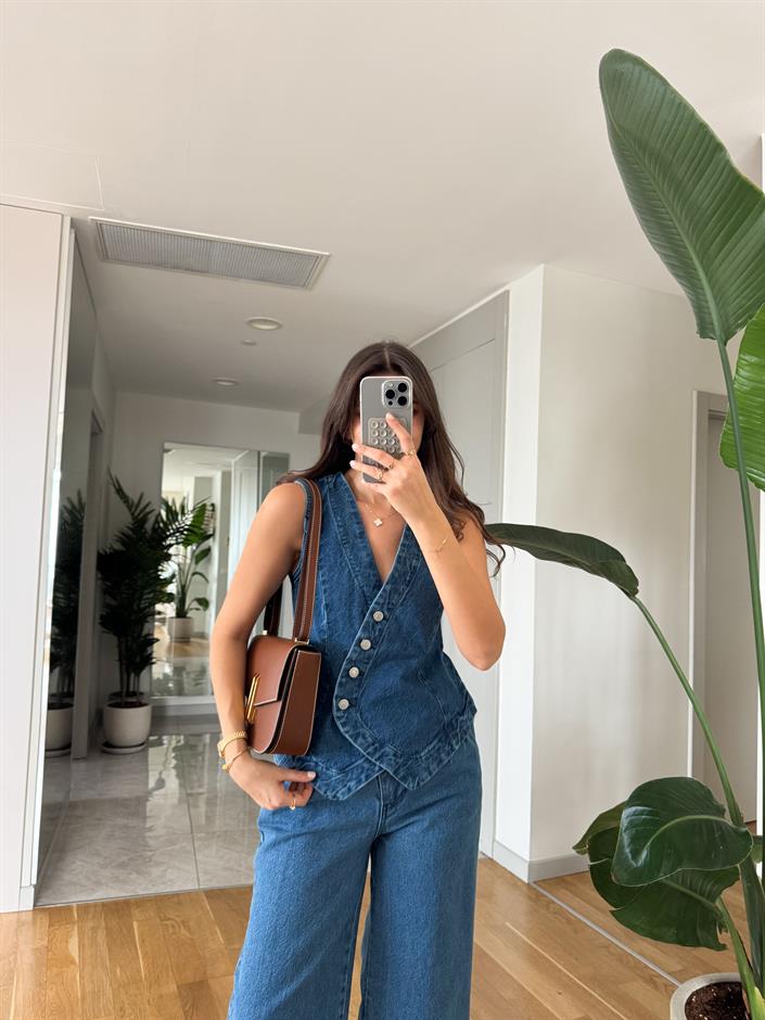 Asimetrik Düğme Yelekli Denim Takım