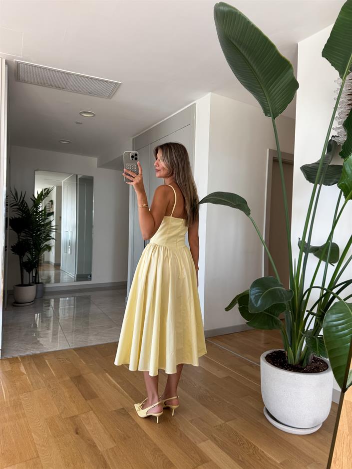 Askılı Göğüs Gloplu Maxi Elbise - Sarı