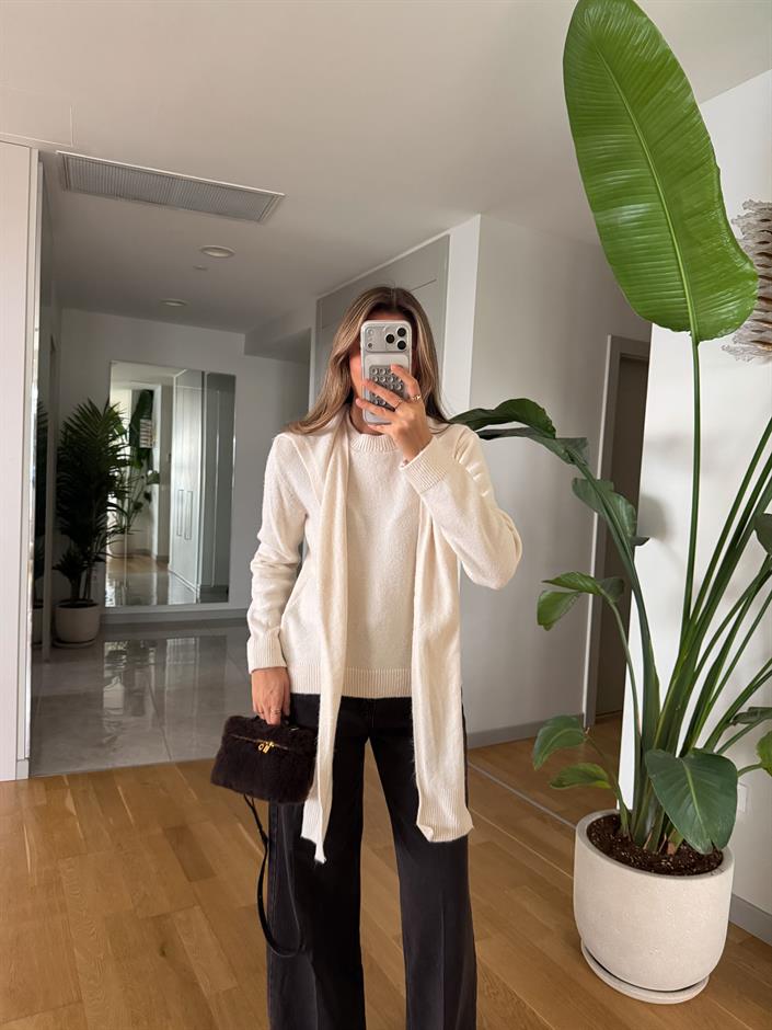 Bağlama Detaylı Triko Kazak - Ekru