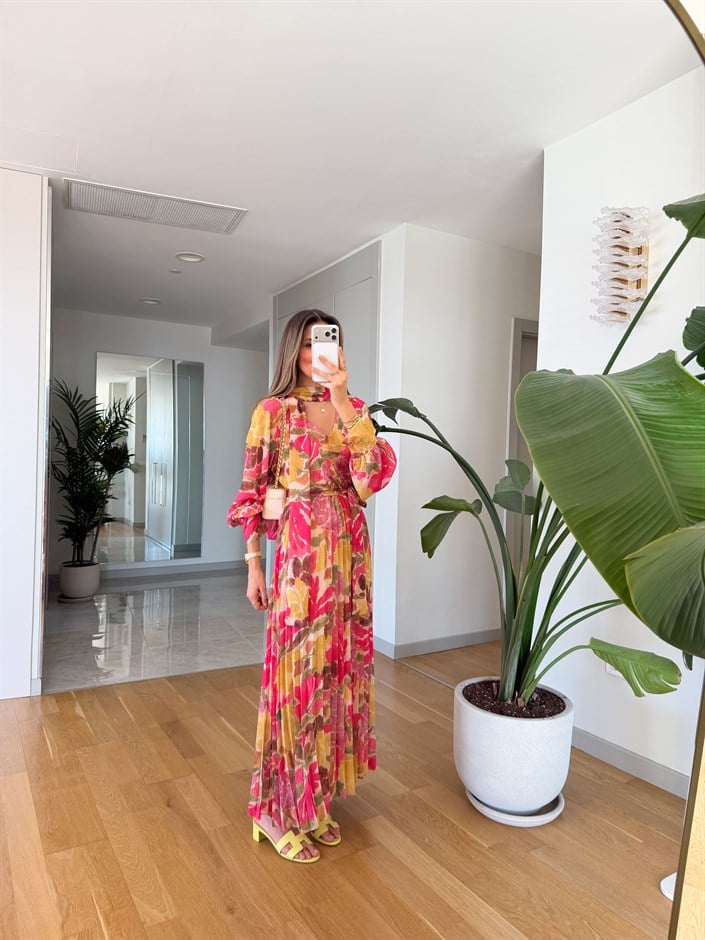 Bağlamalı Çiçek Desenli Şifon Elbise