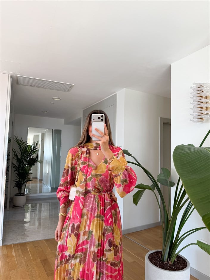 Bağlamalı Çiçek Desenli Şifon Elbise