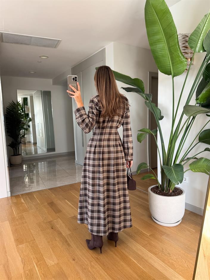 Belden Oturtmalı Ekoseli Elbise - Kahve