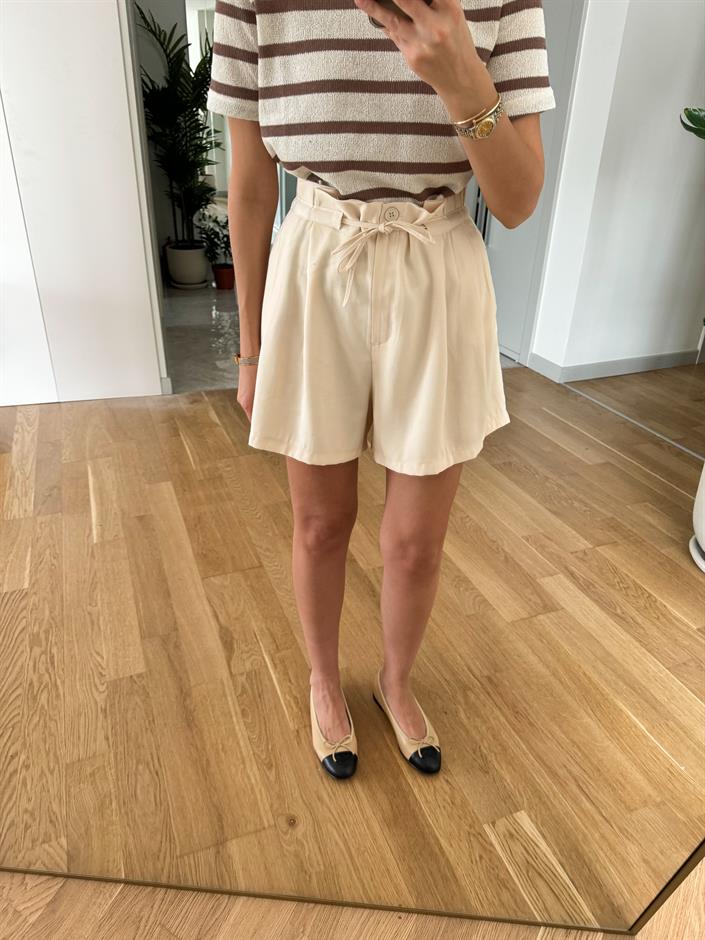 Beli Bağcıklı Tensel Şort-Bej