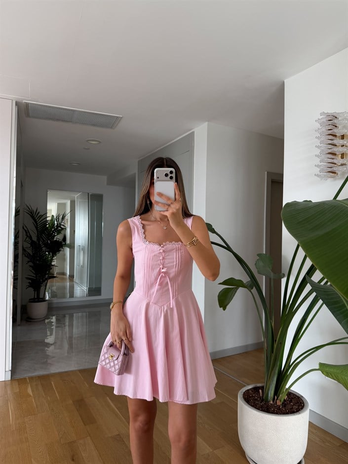 Benito Kalın Askılı Boncuk Detaylı Elbise - Pembe