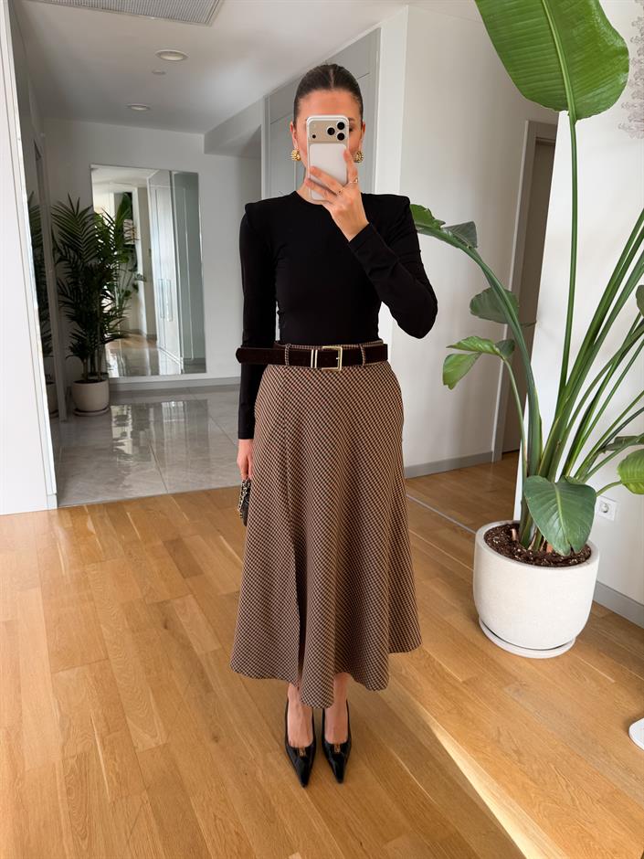 Beverly Kazayağı Desenli Kemerli Vatkalı Elbise