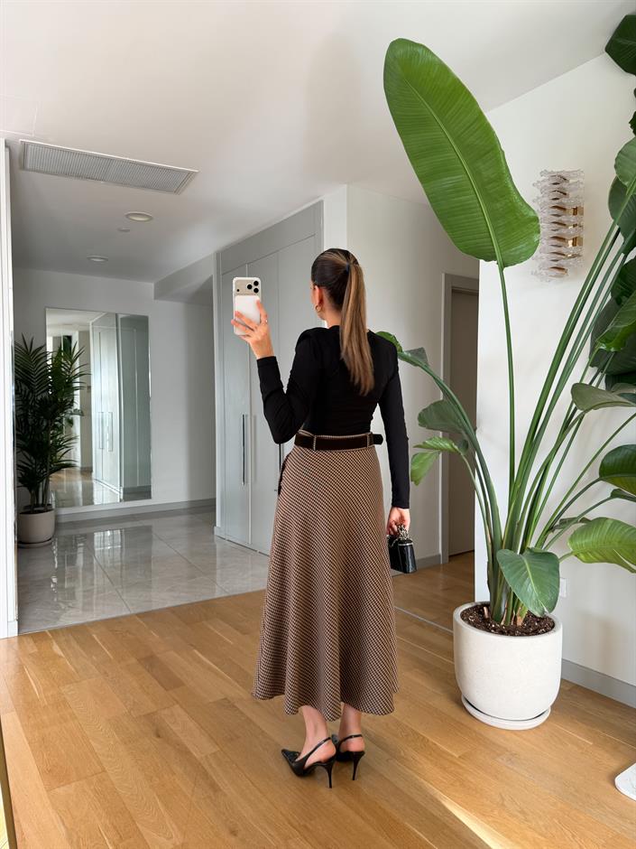 Beverly Kazayağı Desenli Kemerli Vatkalı Elbise