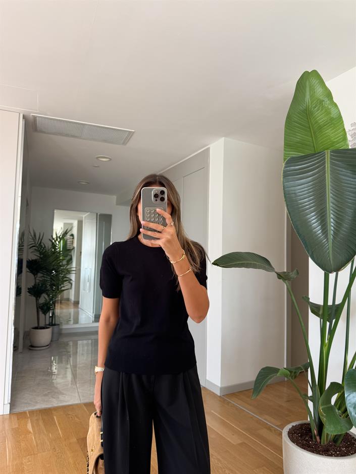 Bisiklet Yaka Kısa Kol Basic Triko - Siyah