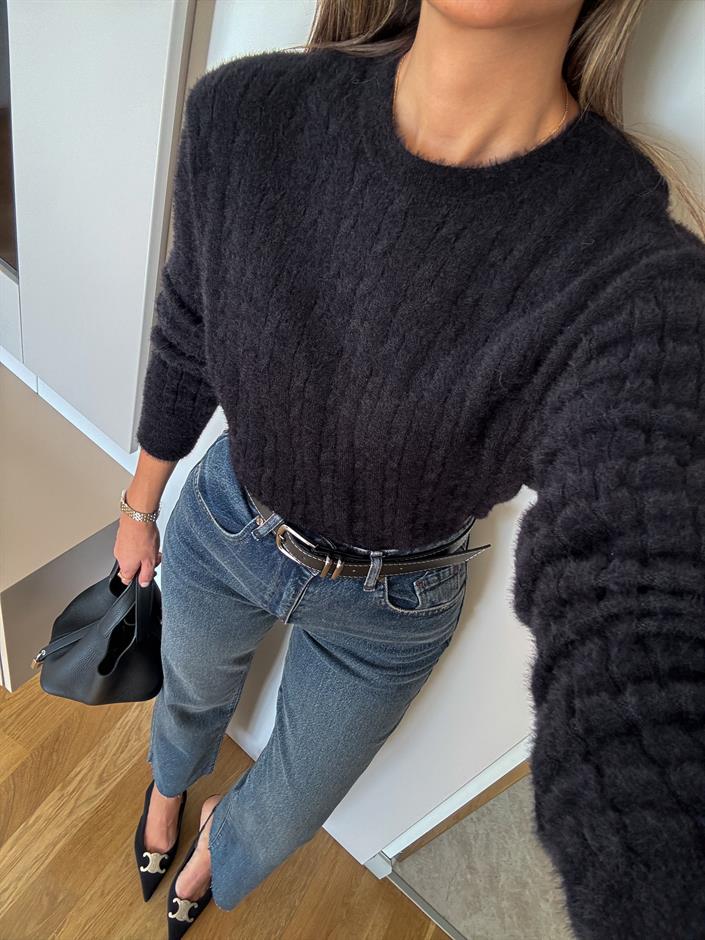 Bisiklet Yaka Sakallı Saç Örgülü Triko - Siyah