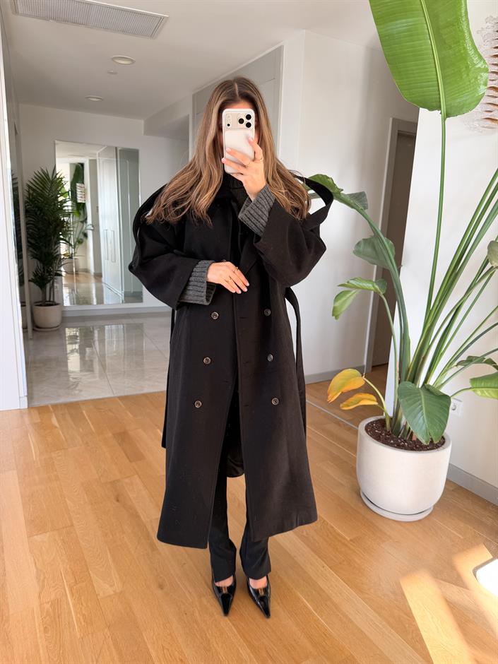 Bouchle Kuşaklı Kaşe Kaban - Siyah 