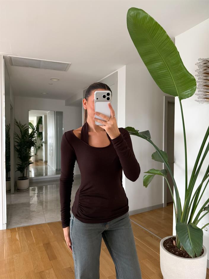 Boyundan Geçmeli  Penye Bluz - Kahve