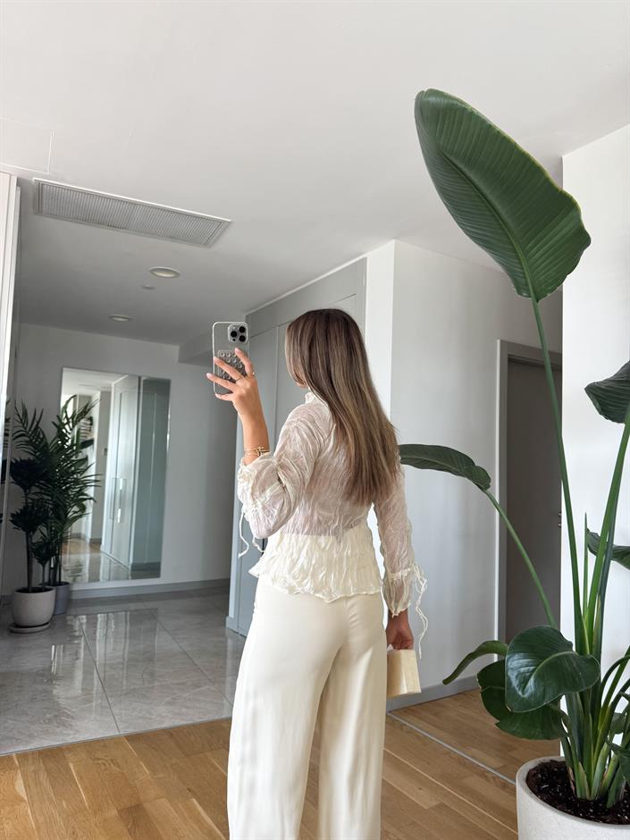 Buruşuk İp Detaylı Tül Bluz - Ekru 