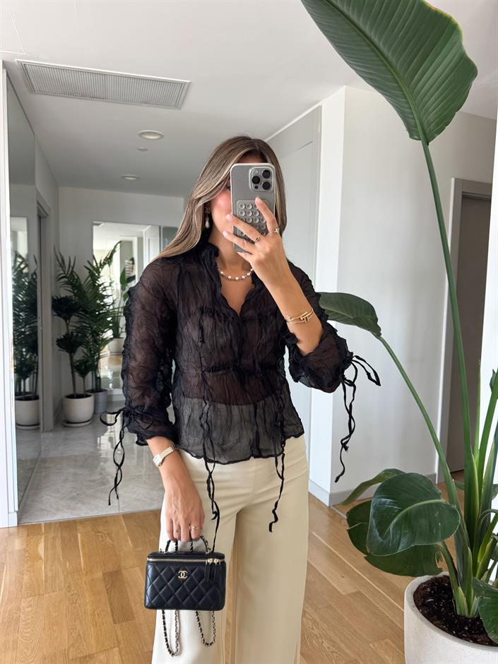 Buruşuk İp Detaylı Tül Bluz - Siyah