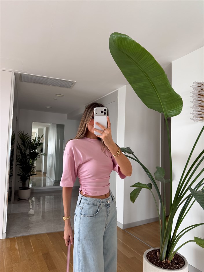 Büzgülü Yarasa Kol Tişört - Pembe