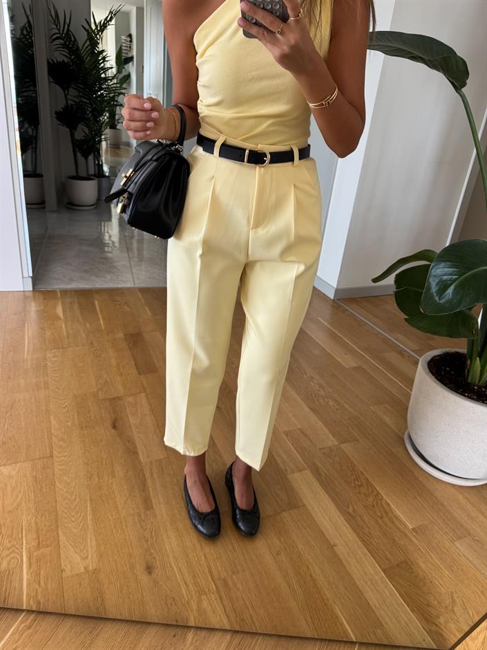 Carol Kemerli Havuç Pantolon - Sarı