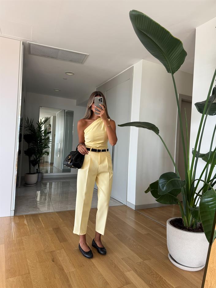 Carol Kemerli Havuç Pantolon - Sarı