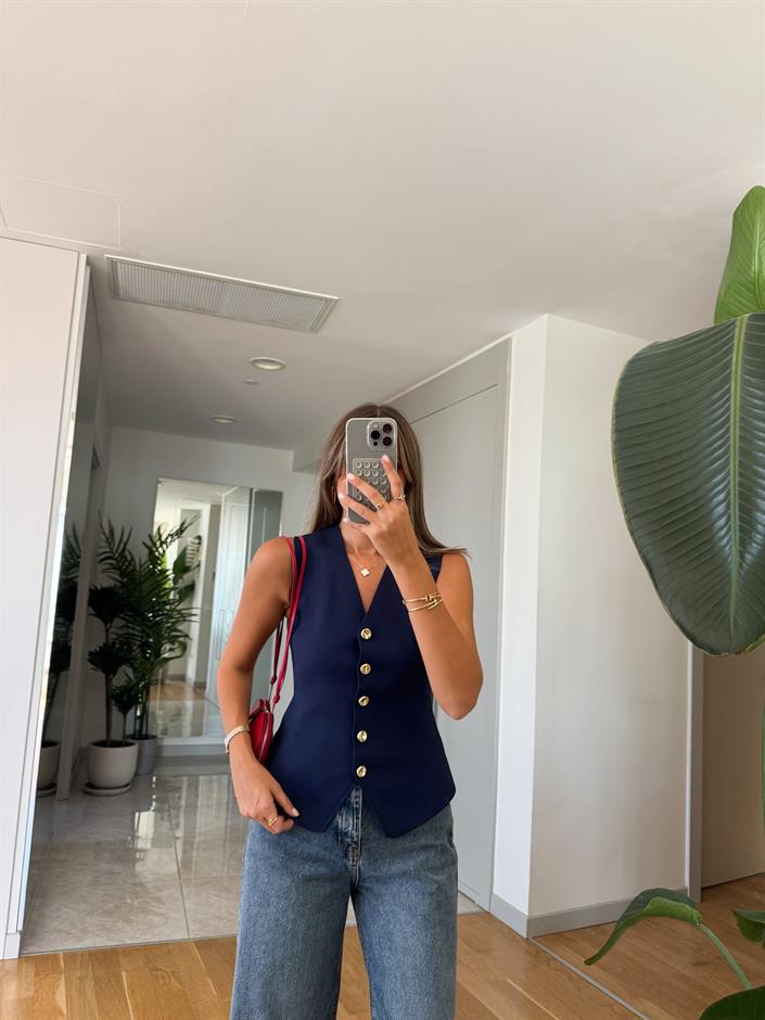 Çelik Örme Beş Düğmeli Yelek - Lacivert