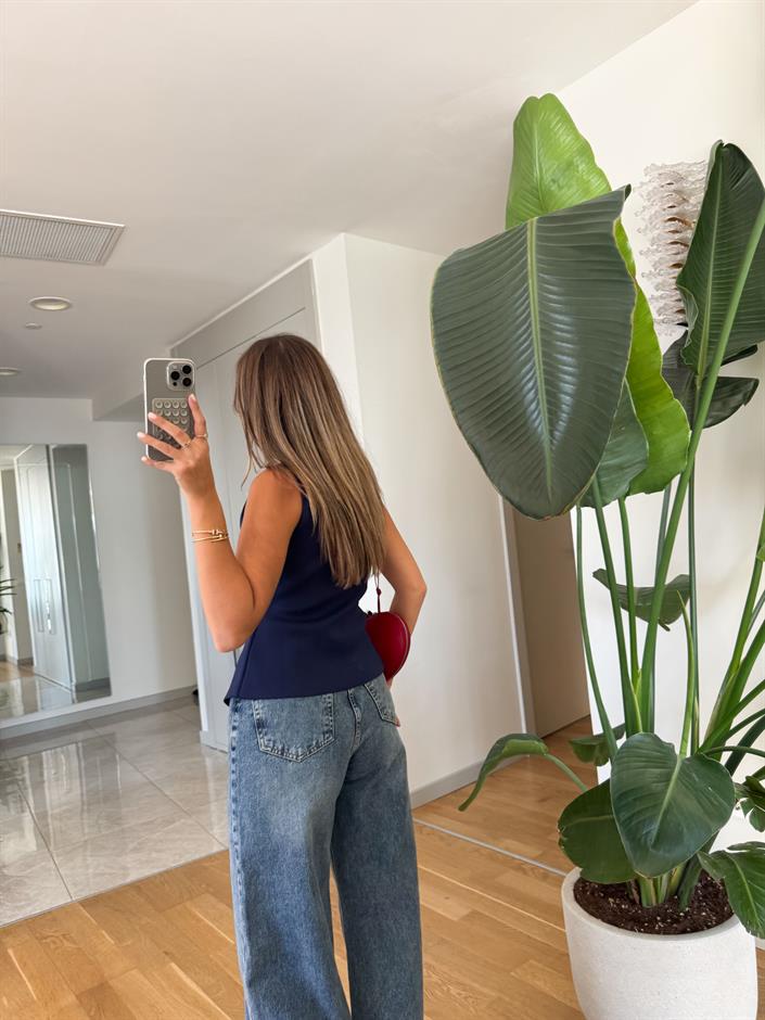 Çelik Örme Beş Düğmeli Yelek - Lacivert