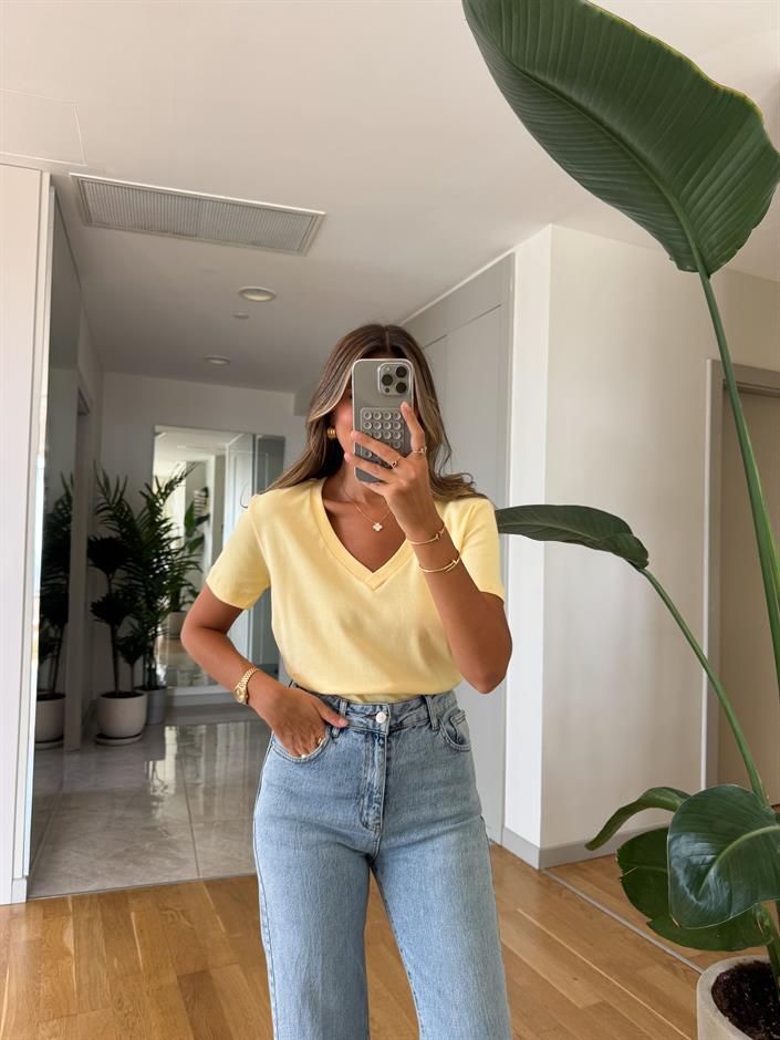 Cs Premium V Yaka Tişört - Sarı 