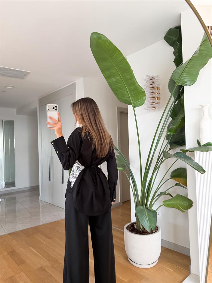 Dantel Detaylı Arkadan Bağlamalı Gömlek - Siyah