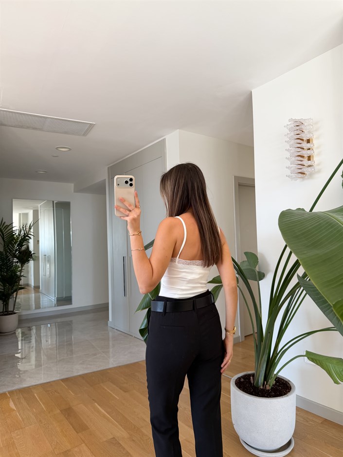 Dantel Detaylı Bodysuit - Ekru
