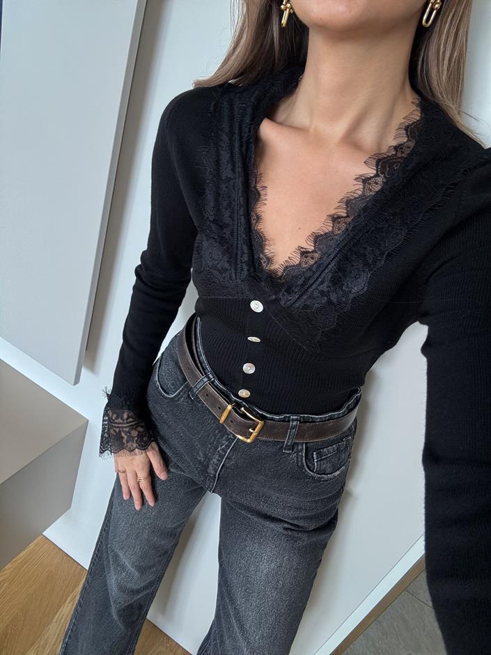 Dantel Detaylı Hırka - Siyah 