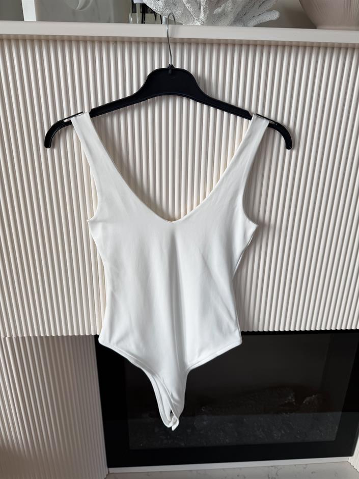 Derin Yakalı Askılı Bodysuit - Ekru