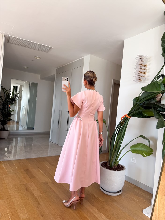 Dia Taş Detaylı Midi Elbise - Pembe