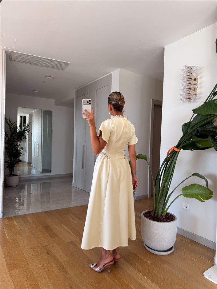 Dia Taş Detaylı Midi Elbise - Sarı