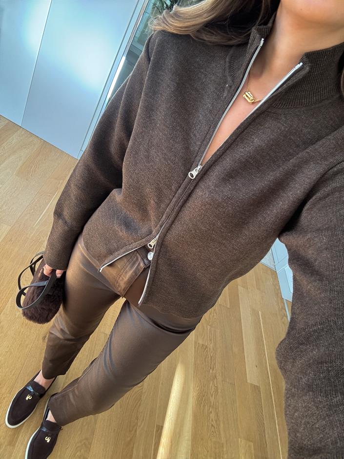 Dik Yaka Fermuarlı Hırka - Mocha