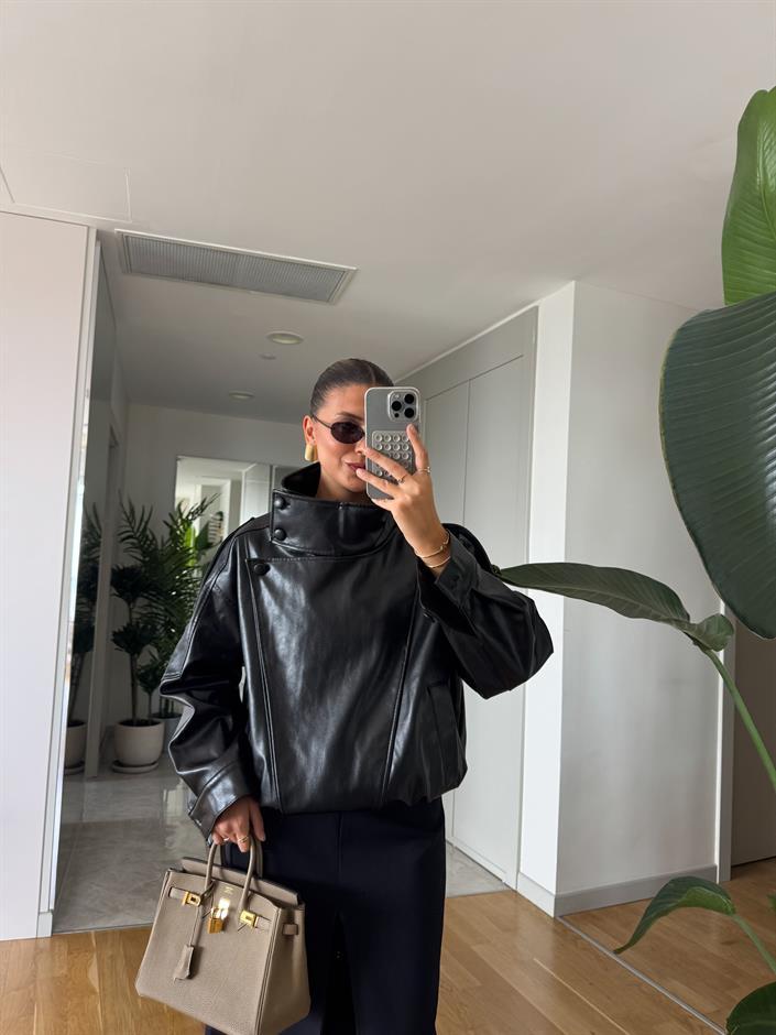 Dik Yaka Oversize Deri Ceket - Siyah