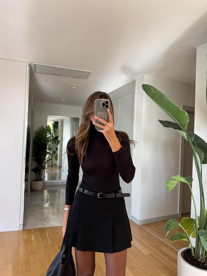 Dilvin Balıkçı Yaka Kaşmir Bluz - Siyah