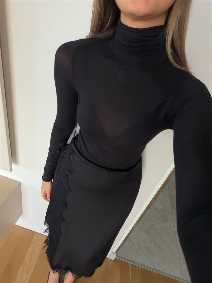 Dilvin Balıkçı Yaka Kaşmir Bluz - Siyah