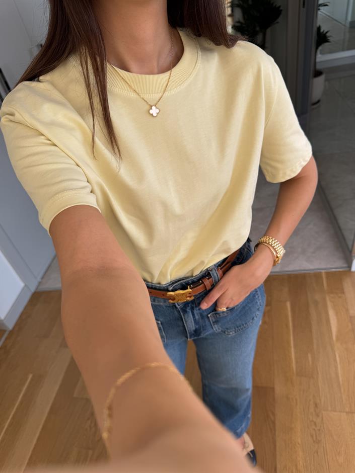 Dilvin Dekoratif Dikişli Bisiklet Yaka Tişört- Açık Sarı