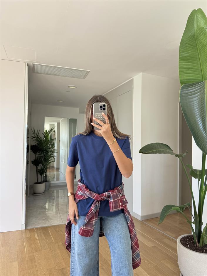 Dilvin Dekoratif Dikişli Bisiklet Yaka Tişört - İndigo