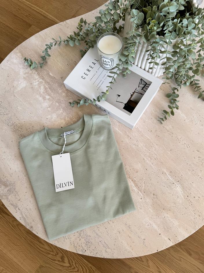 Dilvin Dekoratif Dikişli Bisiklet Yaka Tişört-Mint Yeşili