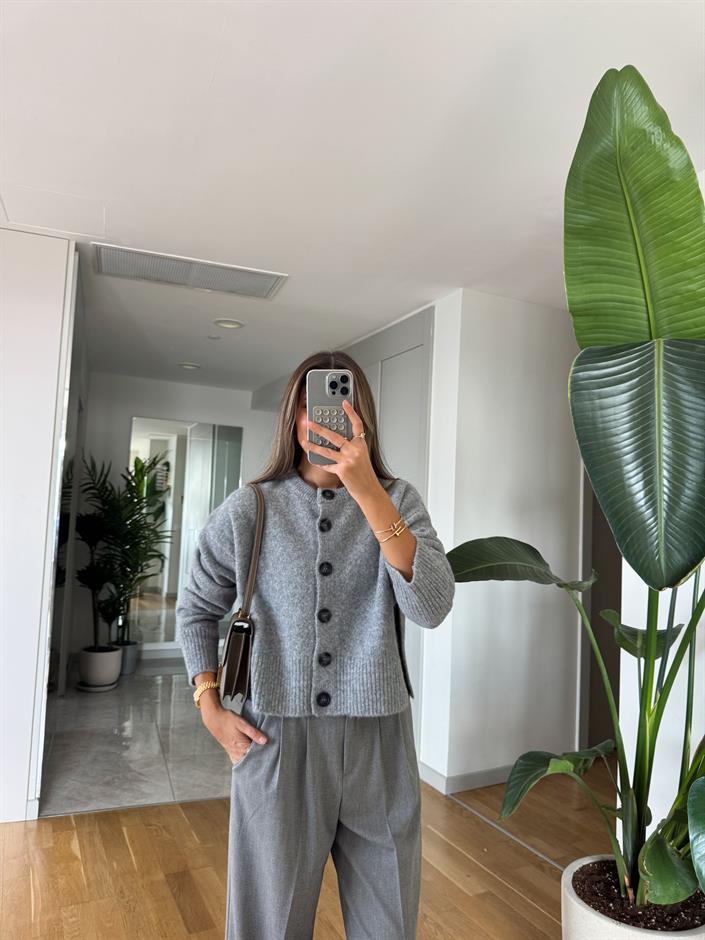 Dilvin Düğmeli Hırka - Gri